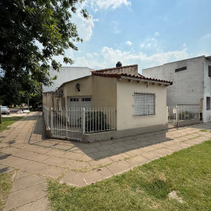 Iparraguirre 202, Lomas de Zamora, Lomas de Zamora