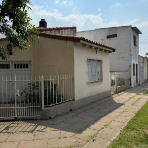Iparraguirre 202, Lomas de Zamora, Lomas de Zamora